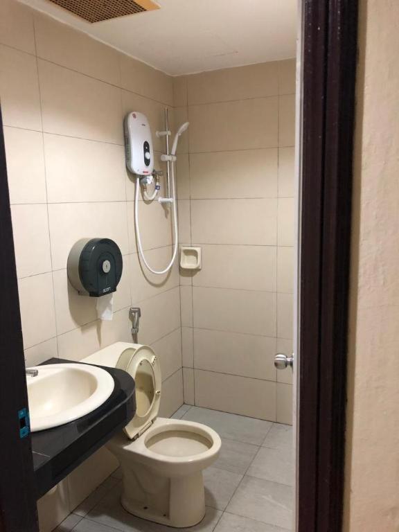 לאוואס Hotel Perdana מראה חיצוני תמונה