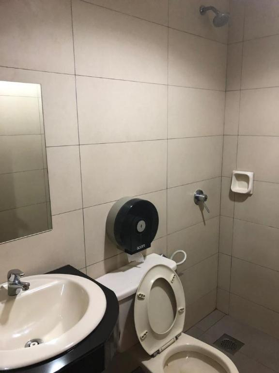 לאוואס Hotel Perdana מראה חיצוני תמונה