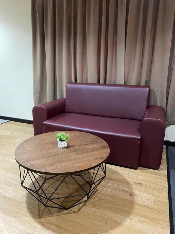 לאוואס Hotel Perdana מראה חיצוני תמונה