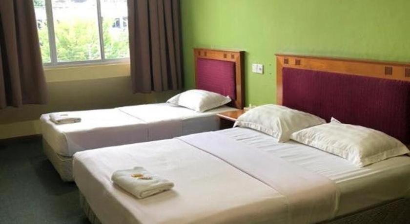 לאוואס Hotel Perdana מראה חיצוני תמונה