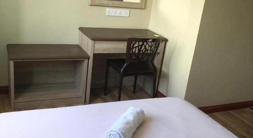 לאוואס Hotel Perdana מראה חיצוני תמונה