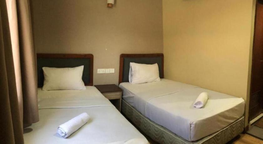 לאוואס Hotel Perdana מראה חיצוני תמונה
